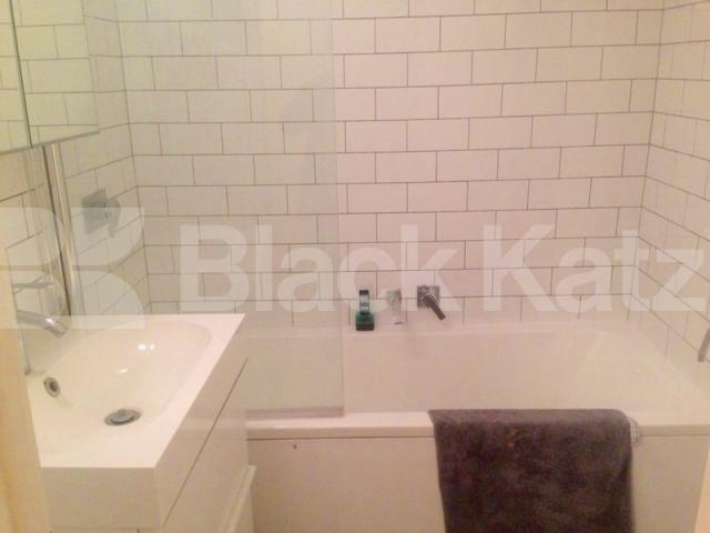 			LET, 2 Bedroom, 1 bath, 1 reception Apartment			 Semley Place, Victoria/Sloane Square